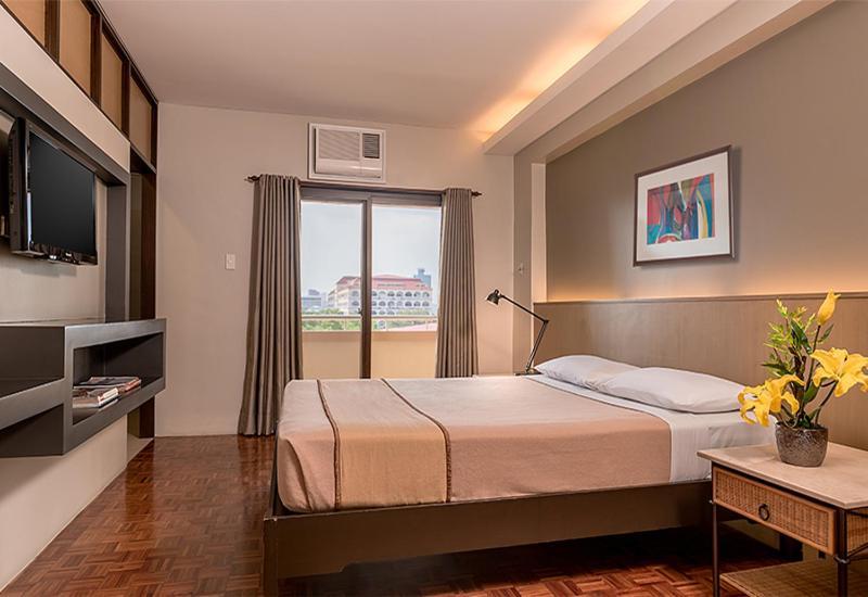 Tropicana Suites Manila Eksteriør billede