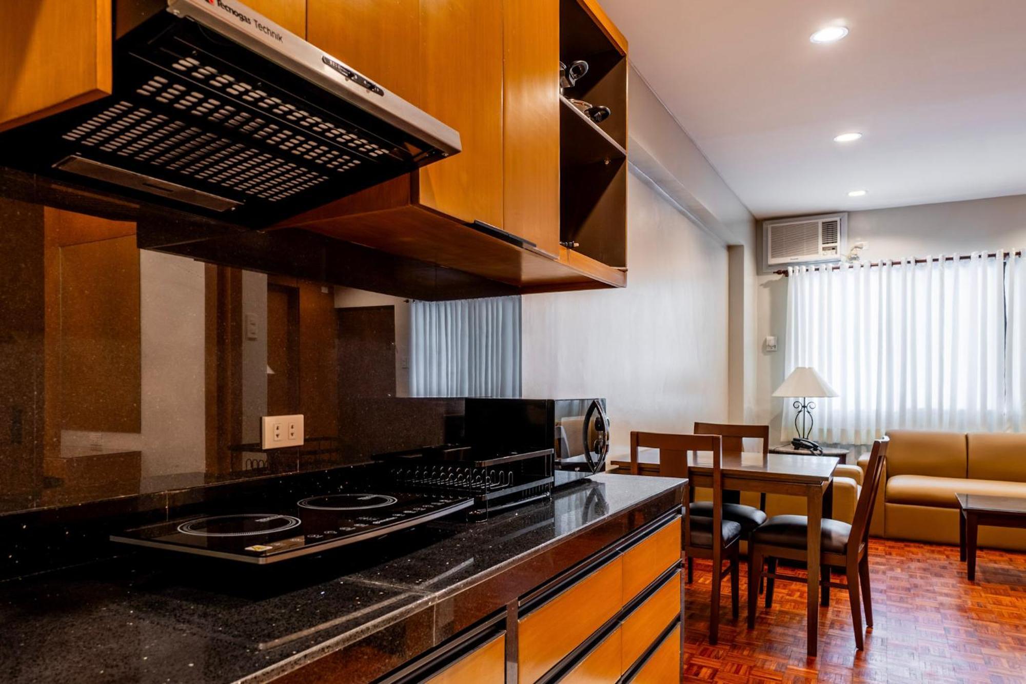 Tropicana Suites Manila Eksteriør billede