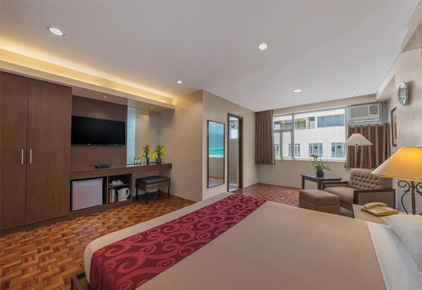 Tropicana Suites Manila Eksteriør billede